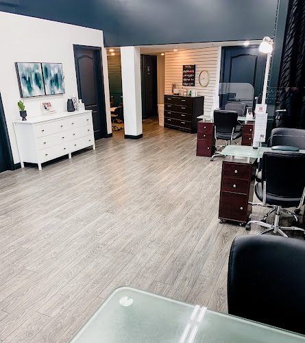 Colors Hair & Spa